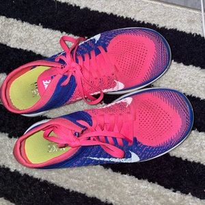 Nike fly knit sneakers